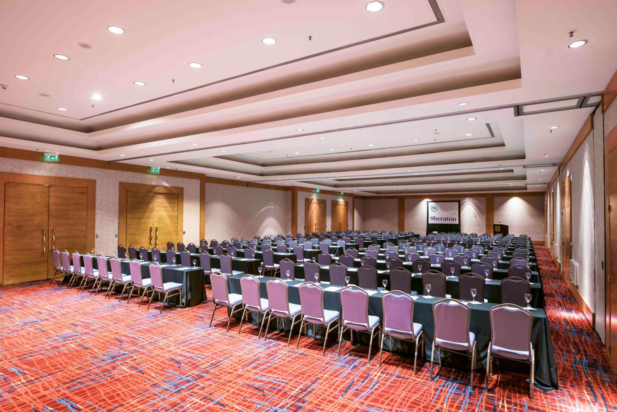 Sheraton Pilar Hotel & Convention Center Екстер'єр фото