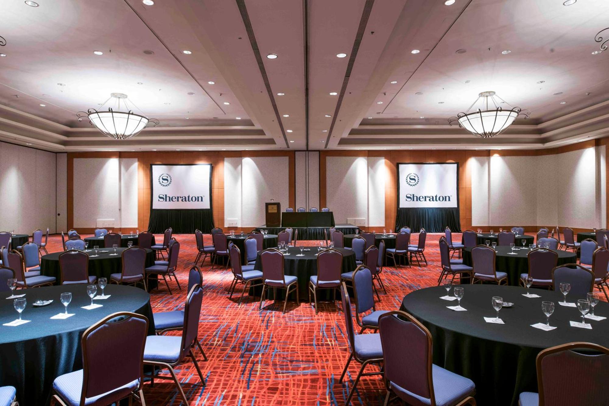 Sheraton Pilar Hotel & Convention Center Екстер'єр фото
