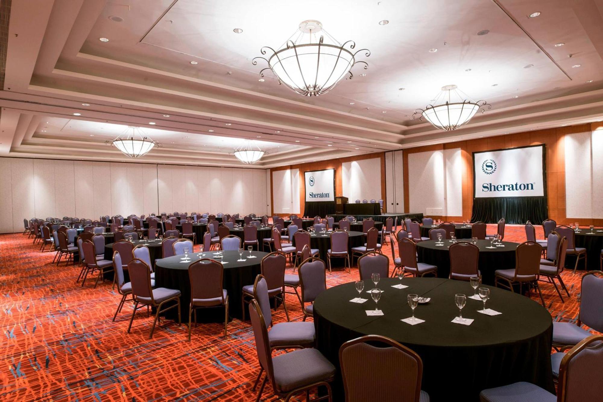 Sheraton Pilar Hotel & Convention Center Екстер'єр фото