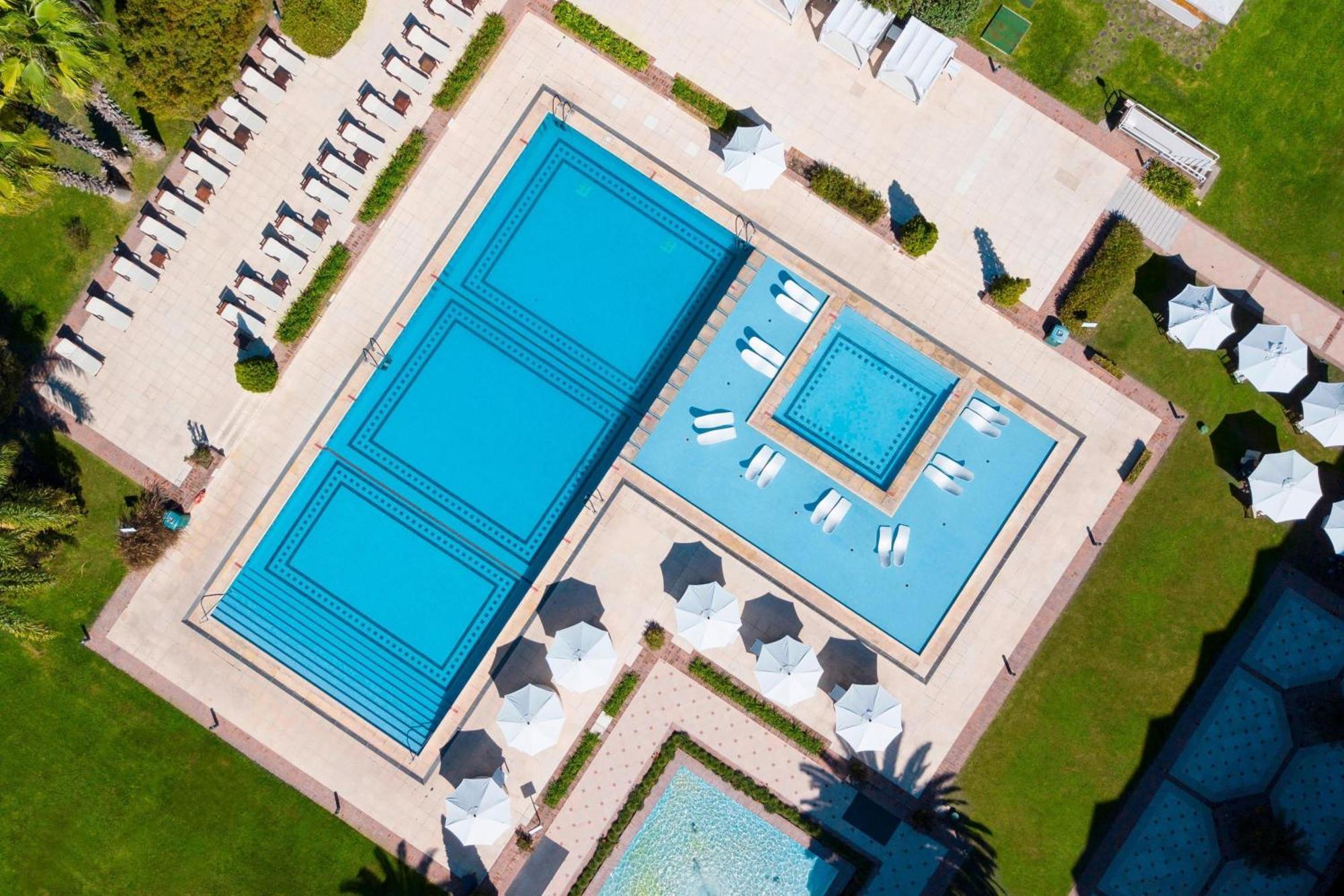 Sheraton Pilar Hotel & Convention Center Екстер'єр фото